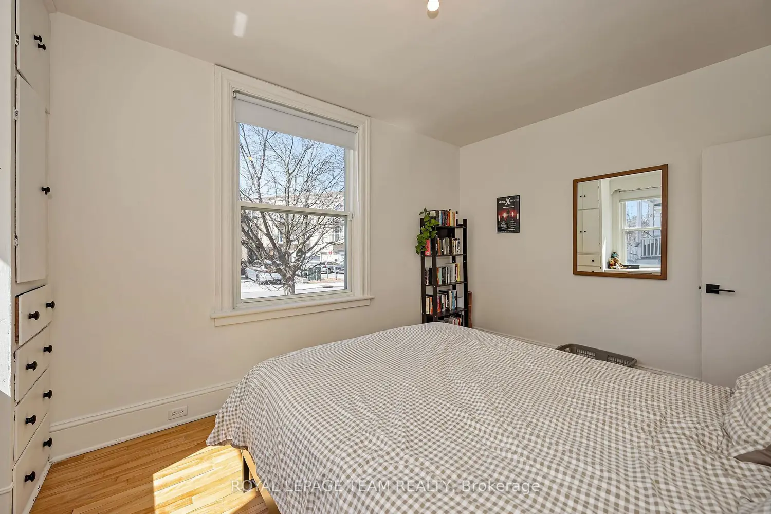 Additional image 8 of 11 Sherbrooke Avenue