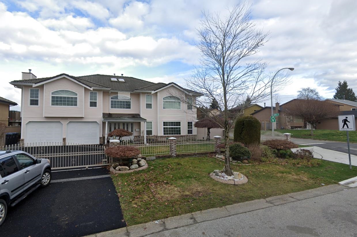 13839 91 Avenue, Surrey, BC, V3V 7K4