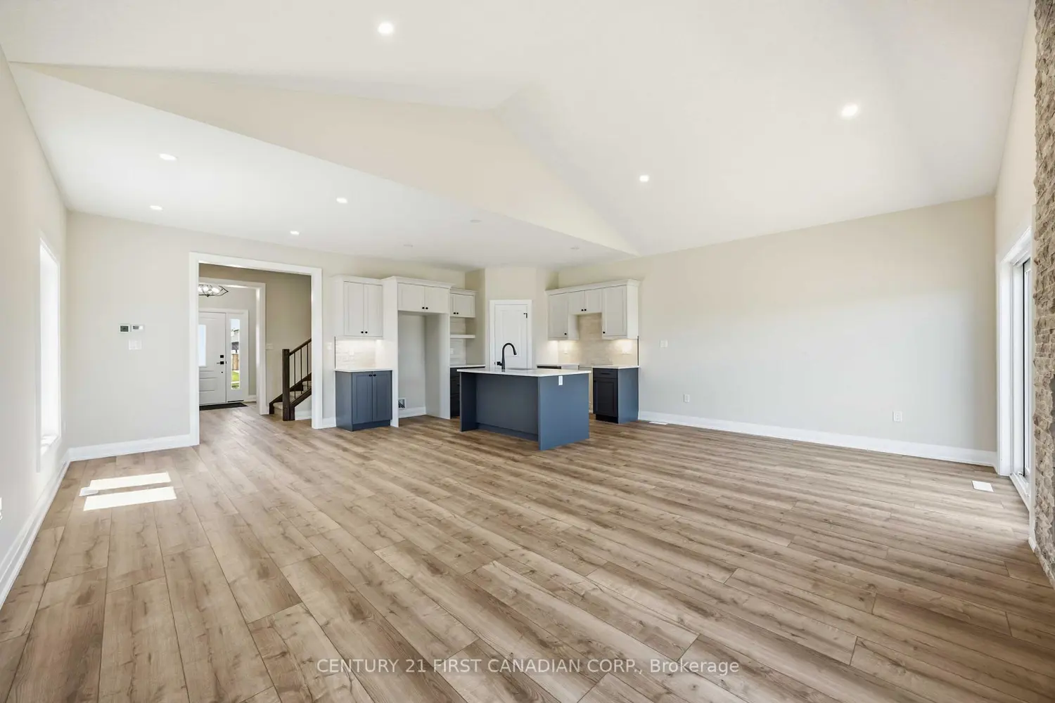 644 Ketter Way photo 4