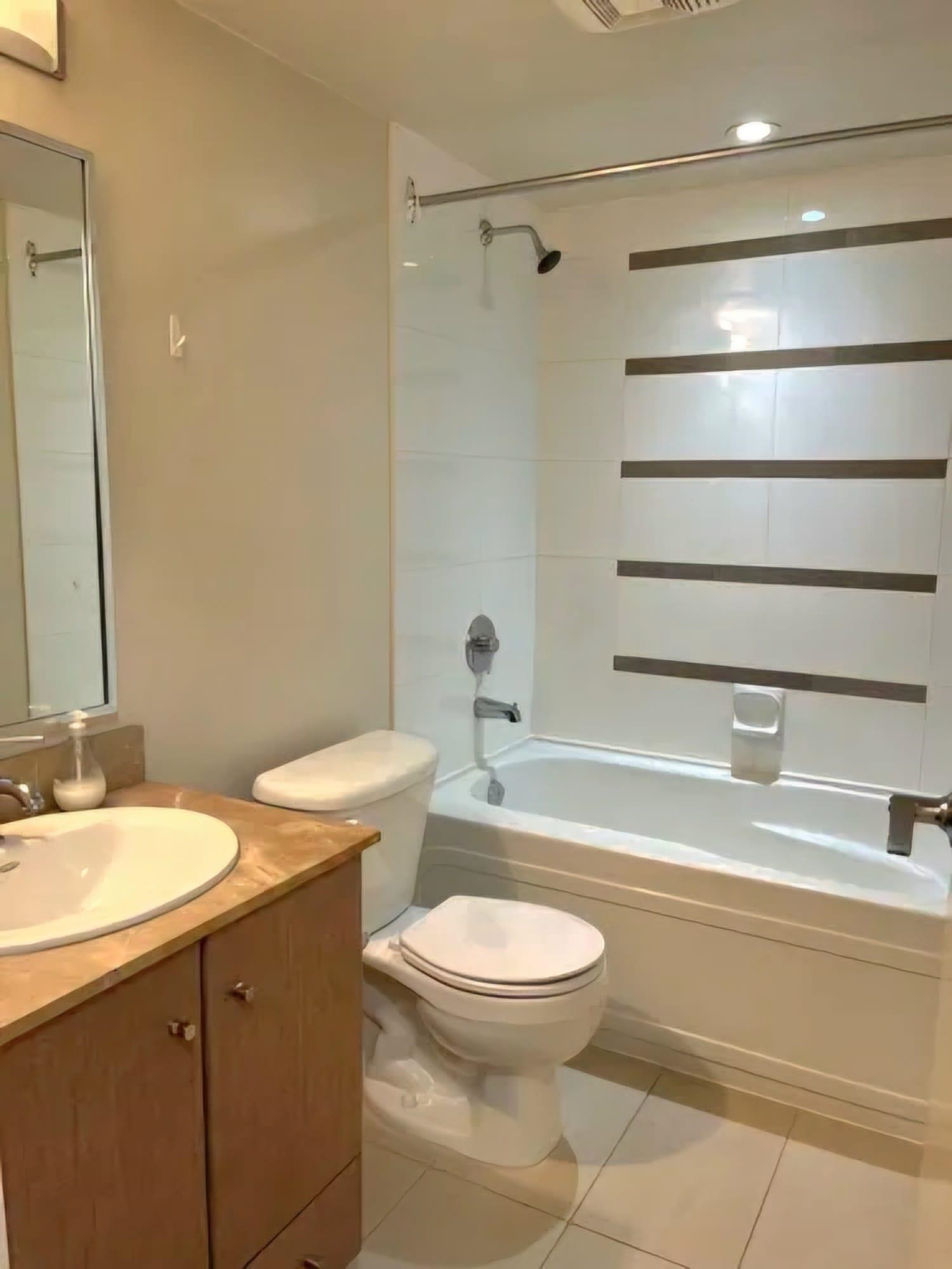 Additional image 6 of 3303-909 Mainland Street, Vancouver, BC, V6B 1S3