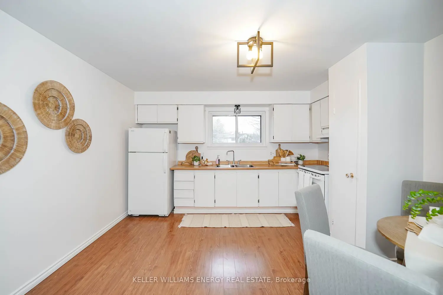 Additional image 5 of 1333 Mary Street 39