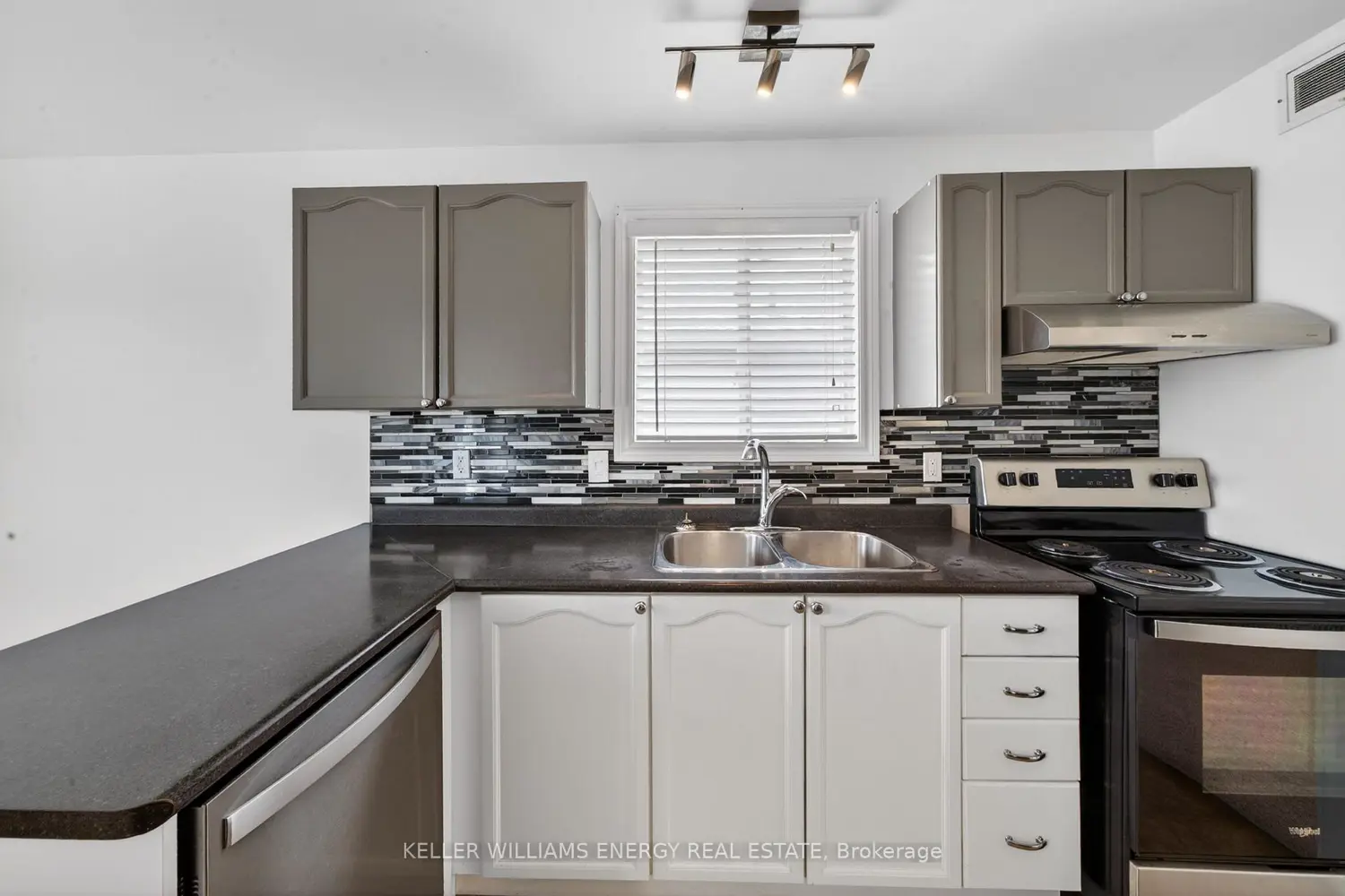 Additional image 11 of 51 Elmdale Drive