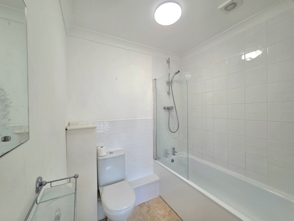 Additional image 10 of 4 bed property to rentMeadowbank Road, Falmouth TR11