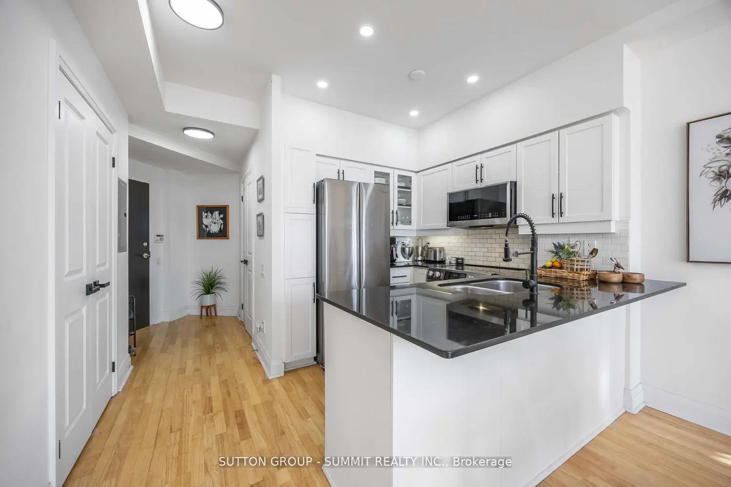 Additional image 4 of 15 Windermere Avenue Ph01