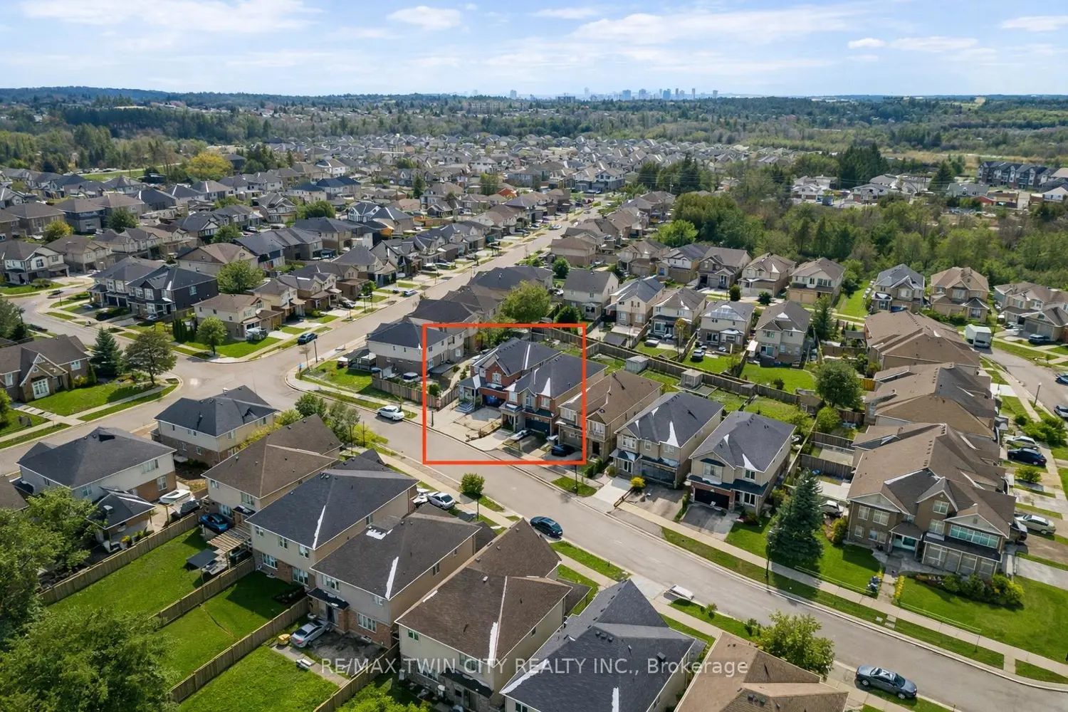 Additional image 18 of 145 Redtail Street