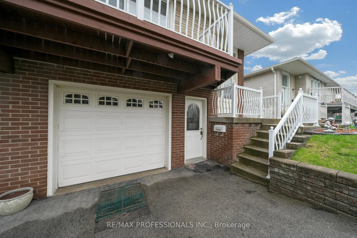 Additional image 2 of 1877 Silverberry Crescent