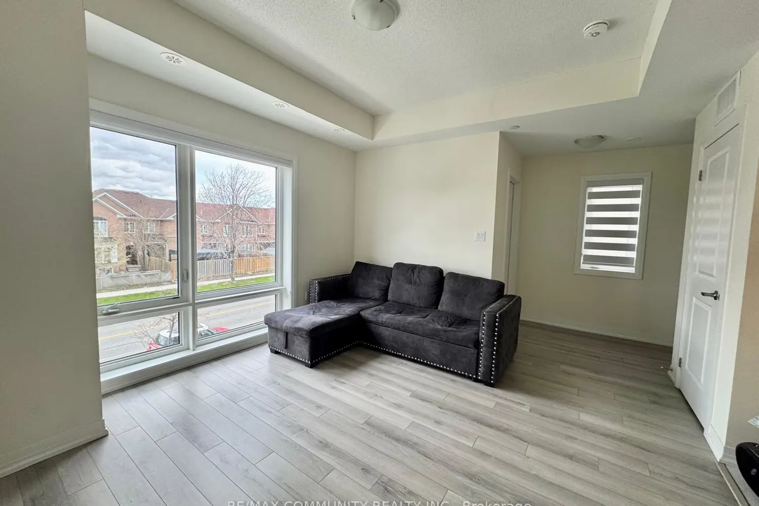 Additional image 5 of 245 Mclevin Avenue 23