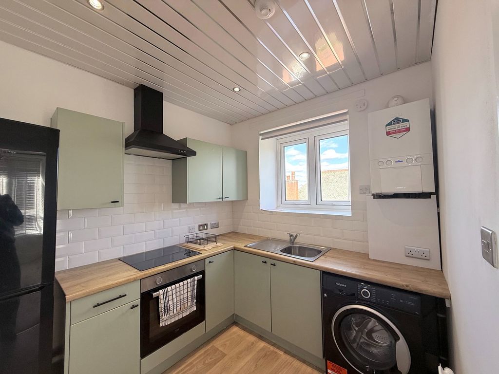 Additional image 2 of 2 bed flat to rentBroad Street, Denny FK6