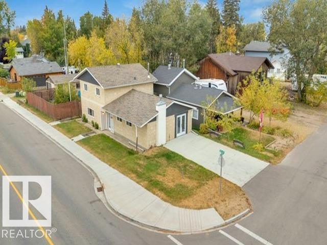 3602 50th Avenue, Sylvan Lake, AB, T4S1B2