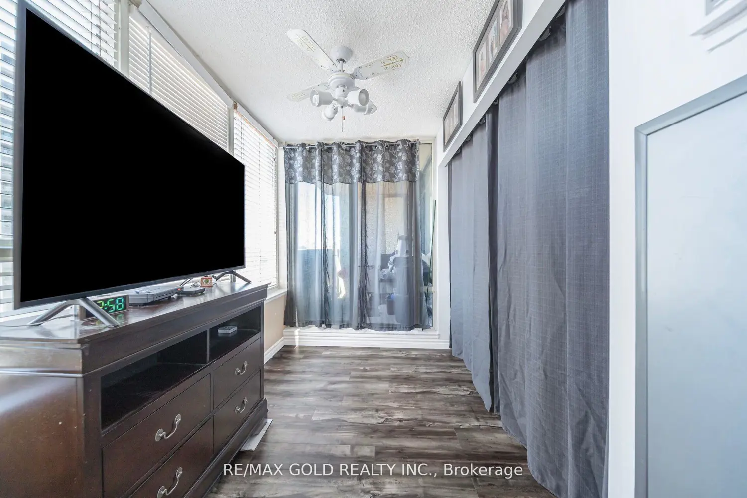 Additional image 10 of 350 Rathburn Road 1406