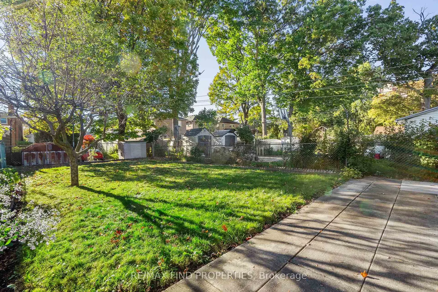 Additional image 20 of 16 Mcdonald Avenue