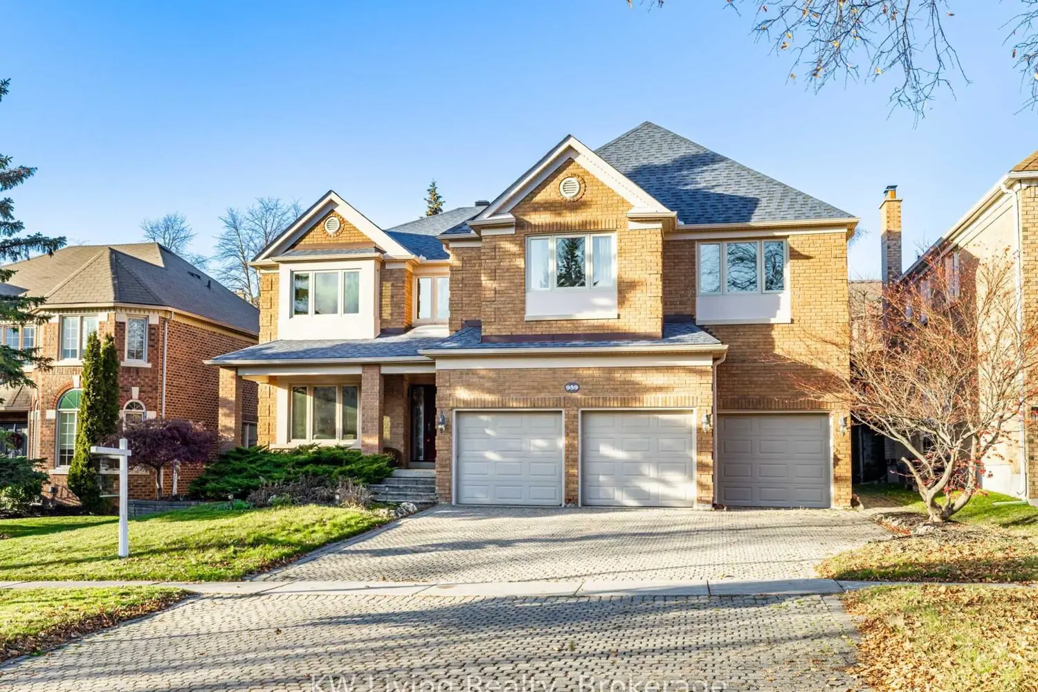 959 Lockwood Circle