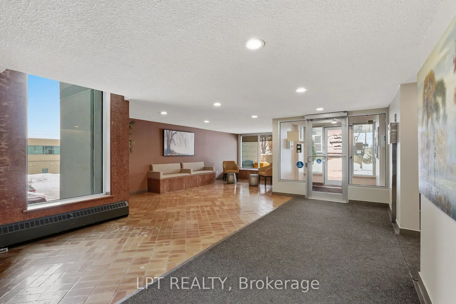 555 Brittany Drive 1112 photo 3