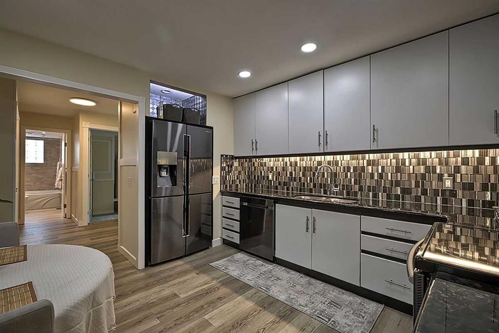 Additional image 3 of 48 Deermont Way SE, Calgary, AB, T2J 5P3