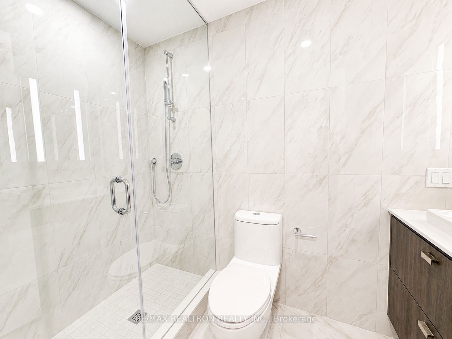 Additional image 2 of 701-858 Dupont Street, Toronto, ON, M6G 0C1