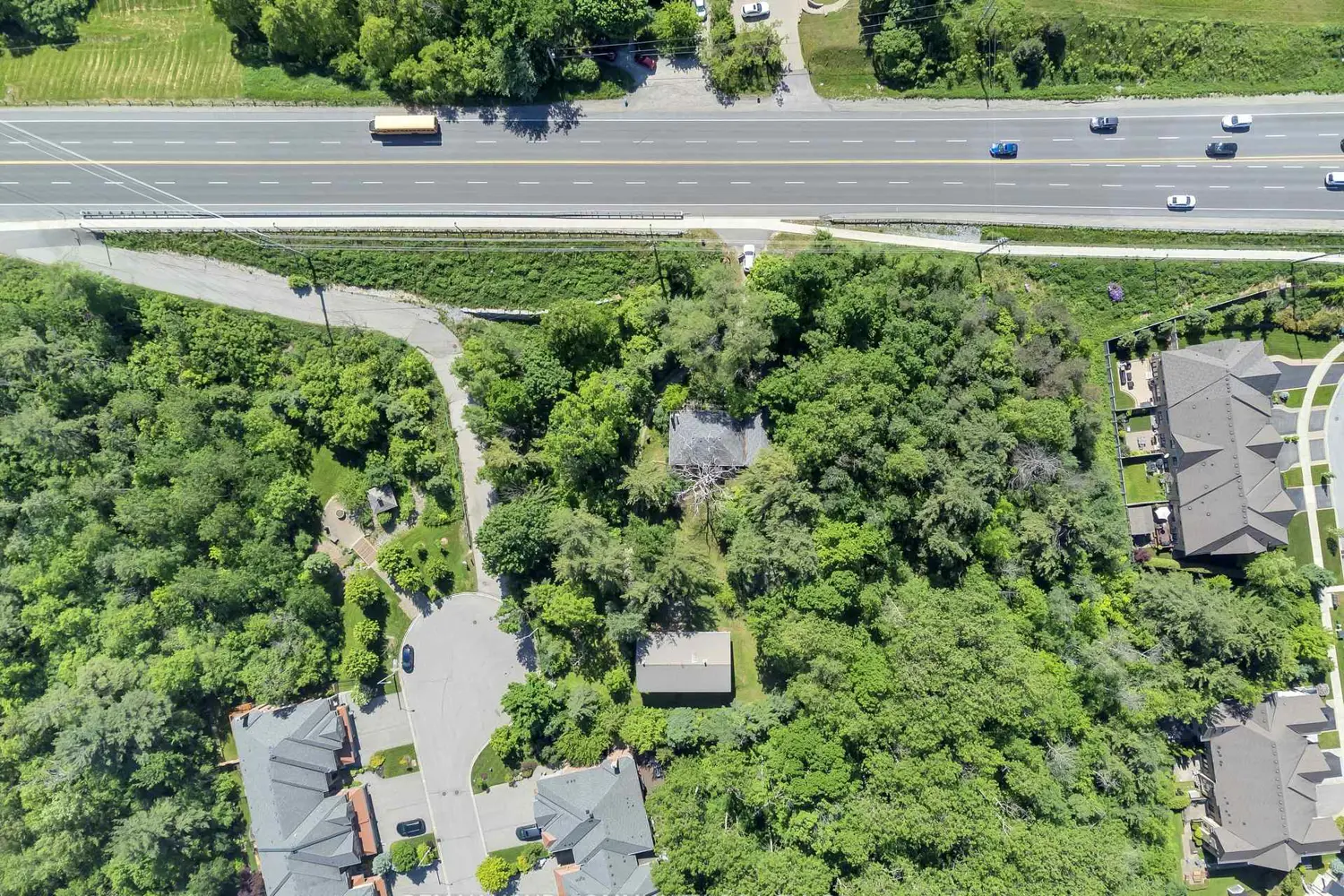 Additional image 14 of 11419 Bathurst Street