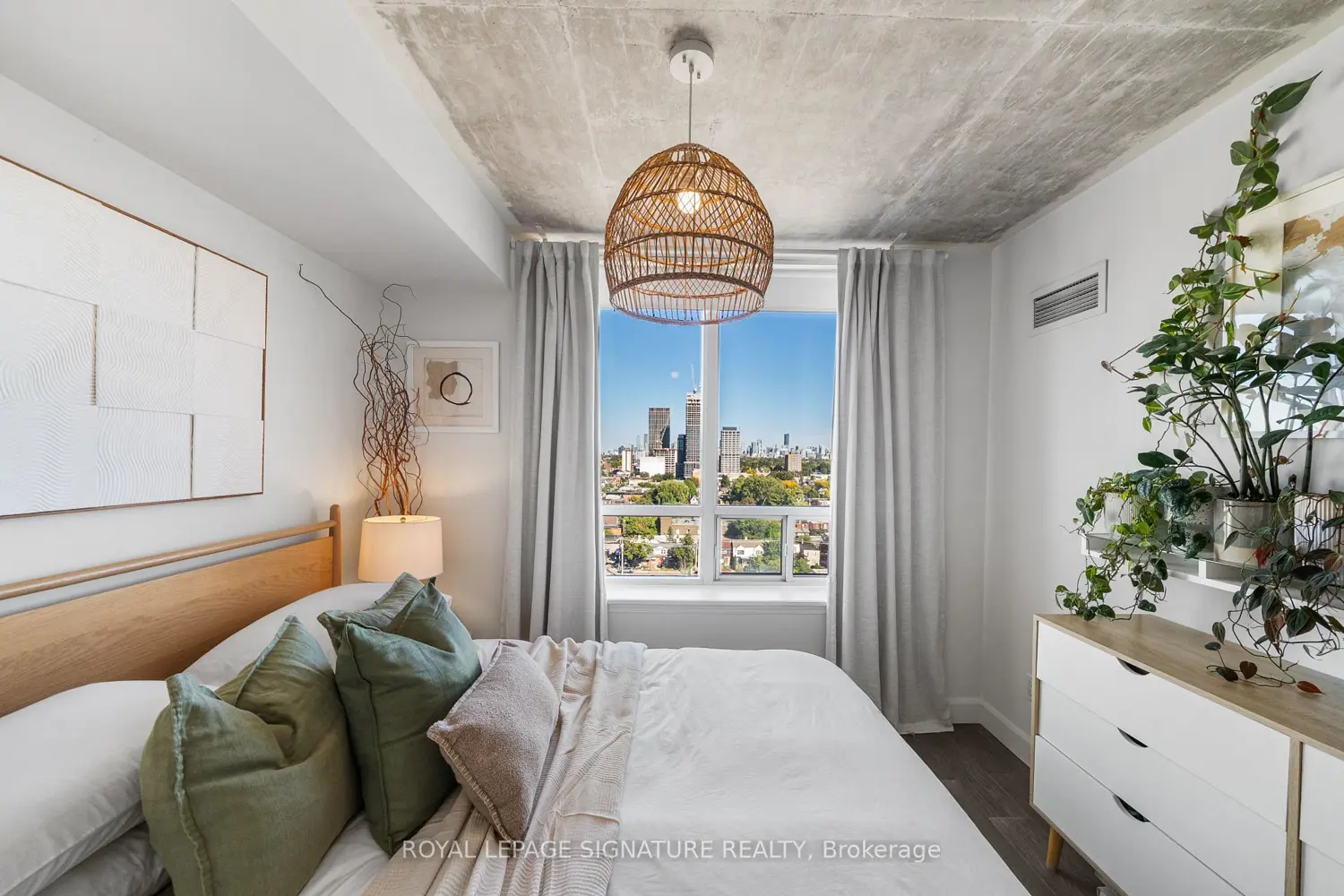 Additional image 15 of 1369 Bloor Street 1402