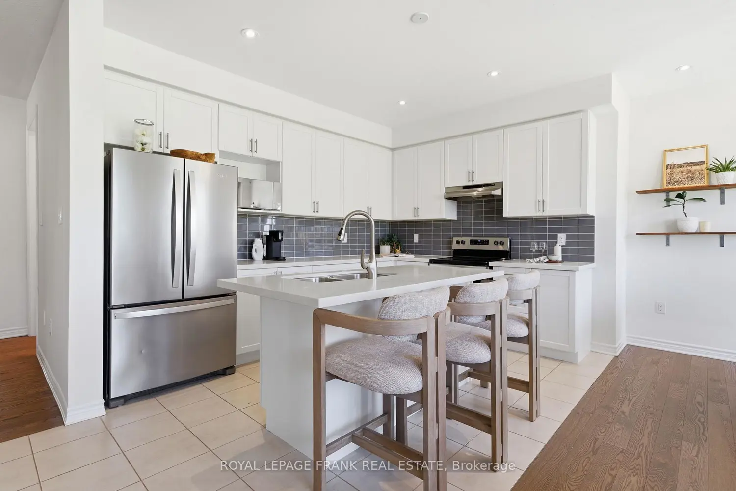 Additional image 8 of 15 Highlands Boulevard
