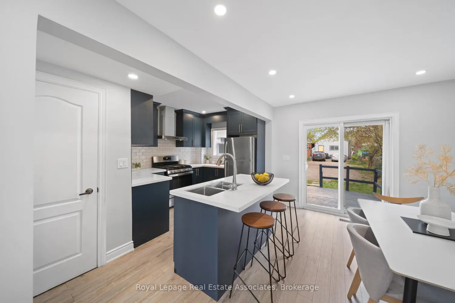 Additional image 4 of 305 Weir Street