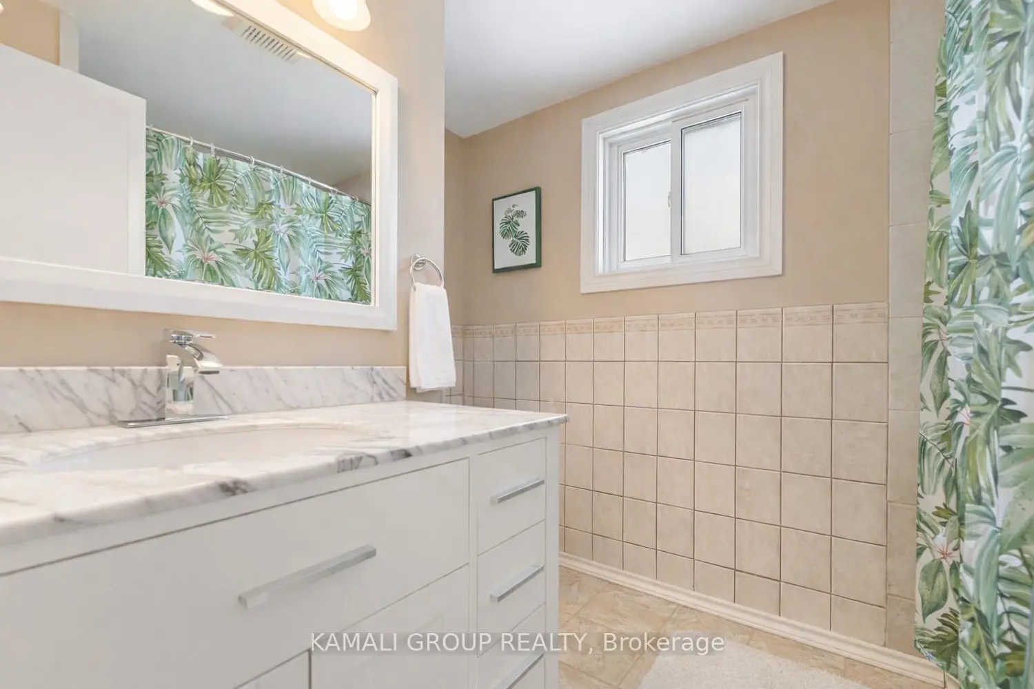 Additional image 12 of 582 Lakeview Avenue