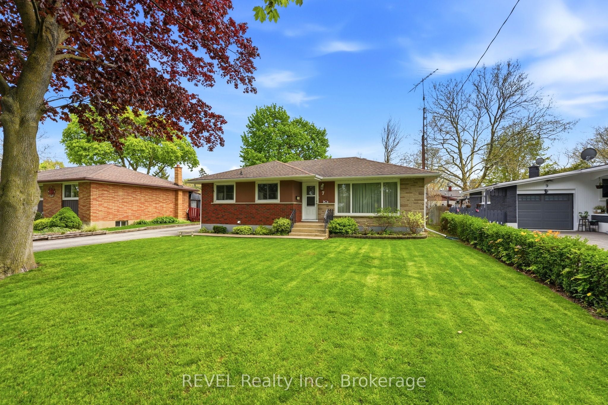 7 Brucedale Avenue, St. Catharines, ON, L2M 2Z4