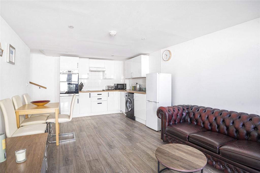 Additional image 32 of 5 bed detached house to rentDartmouth Road, Paignton, Devon TQ4