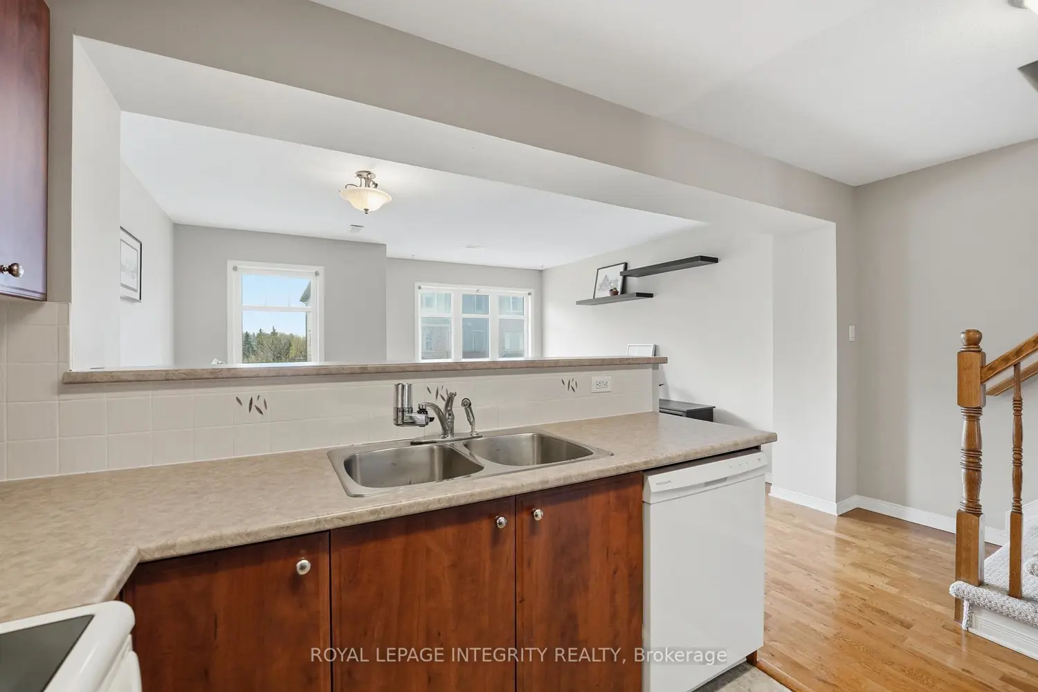 642 Reardon Private 11 photo 2