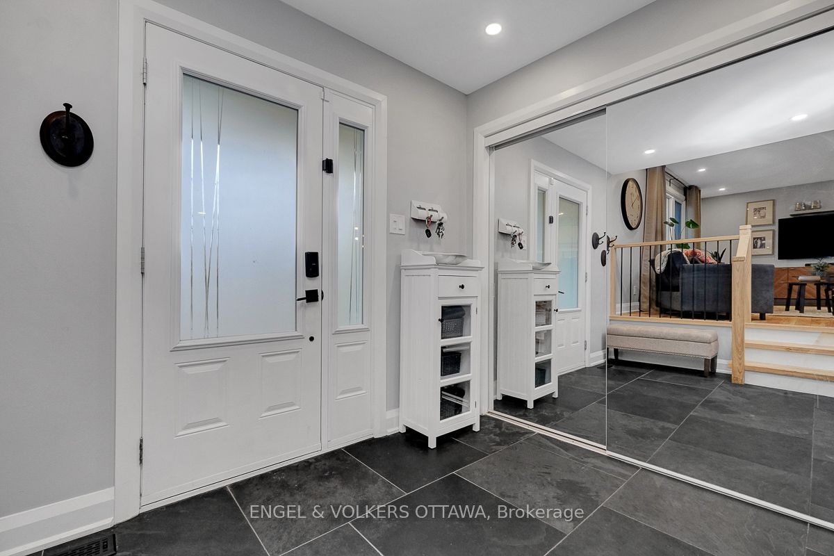Additional image 4 of 2766 Harwood Avenue, Ottawa, ON, K2B 8H7