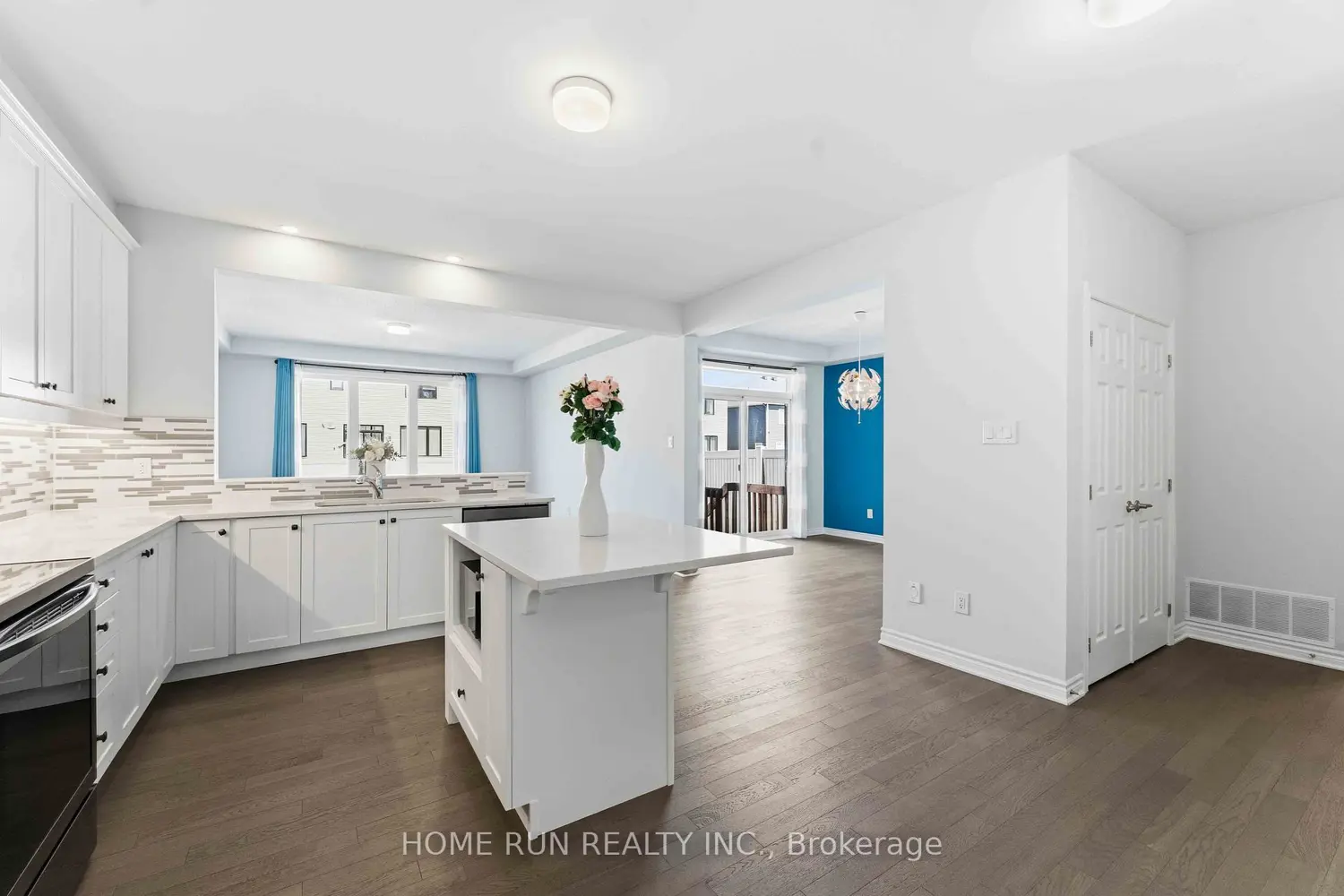 Additional image 4 of 515 Arosa Way
