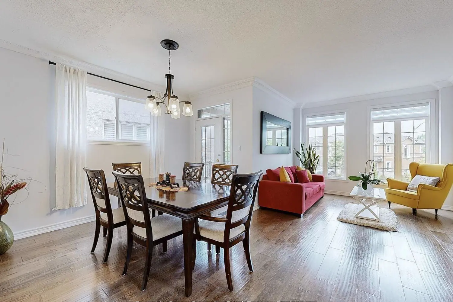 Additional image 4 of 128 Daiseyfield Crescent