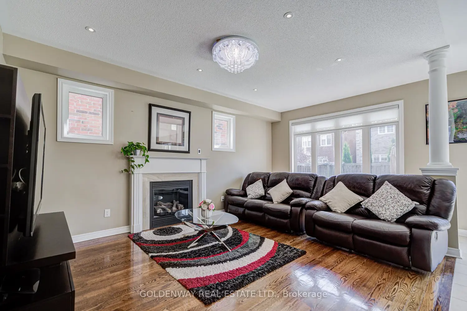 Additional image 3 of 9 Duke Of Cornwall Drive