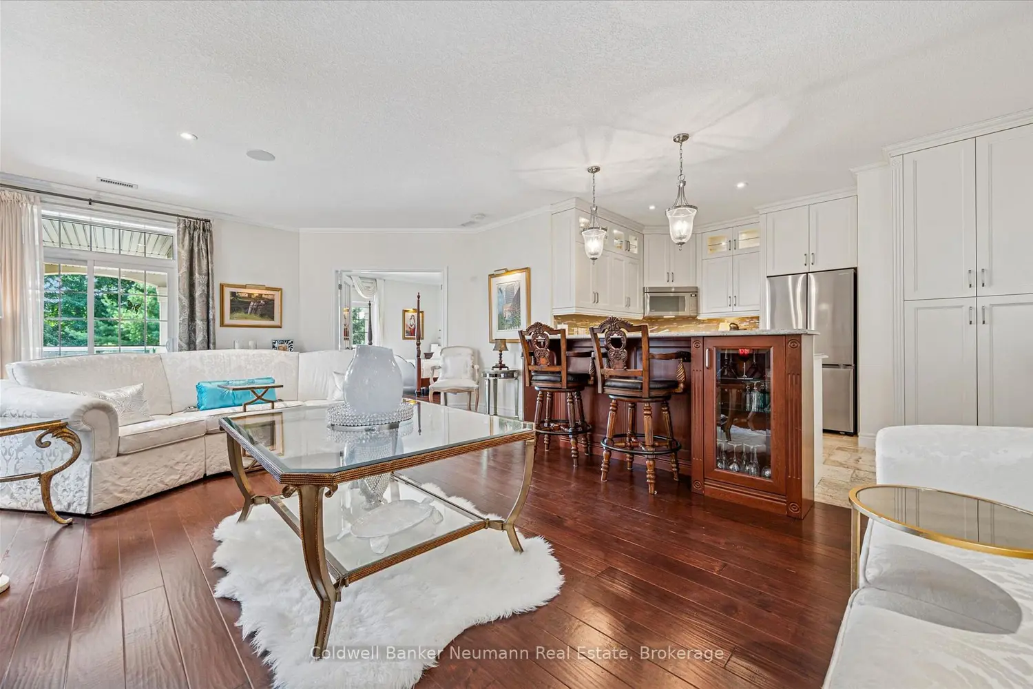 255 Summerfield Drive 20 photo 2