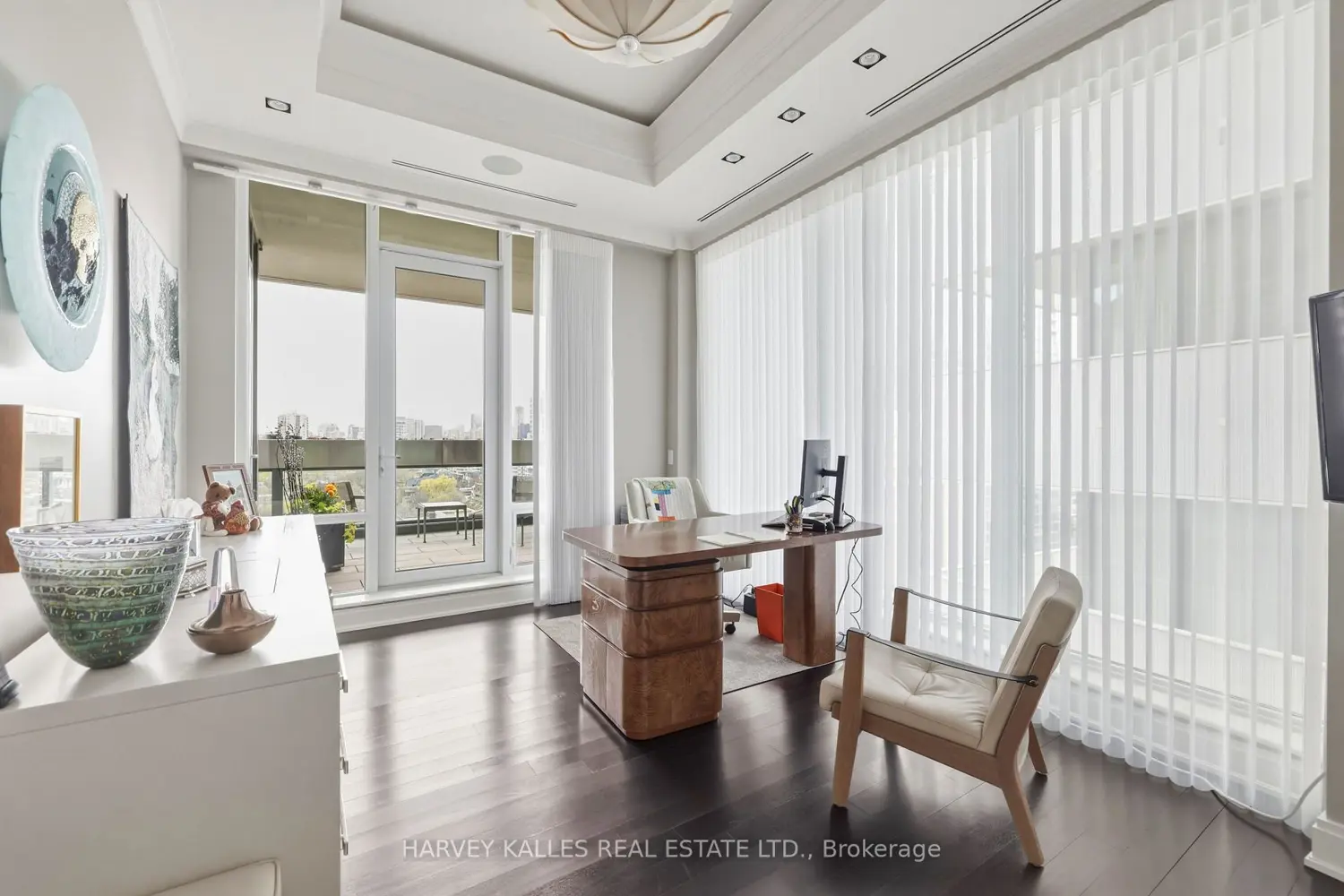 Additional image 15 of 206 Bloor Street 1501