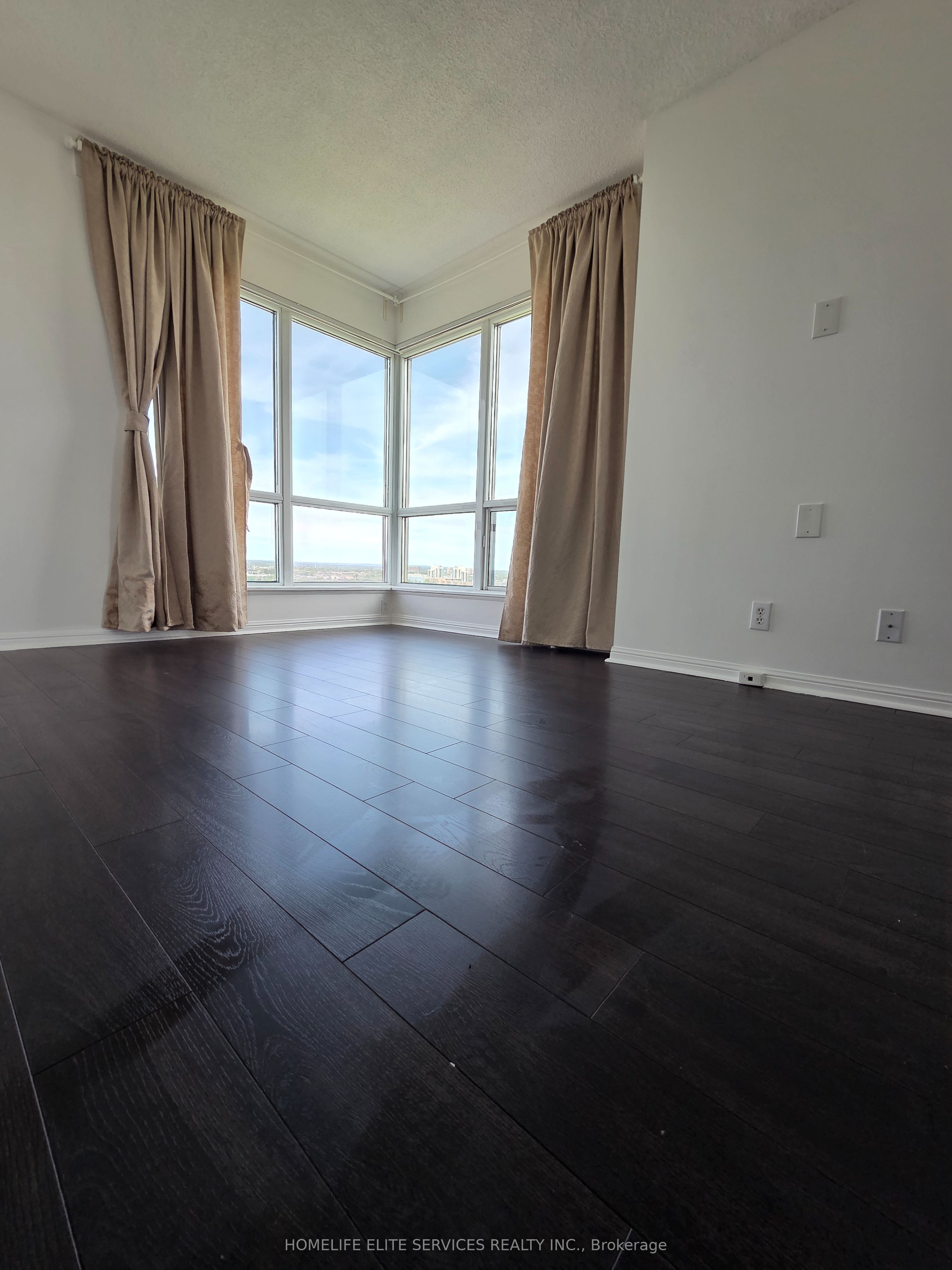 Additional image 5 of 2106-11 Lee Centre Drive, Toronto, ON, M1H 3J5