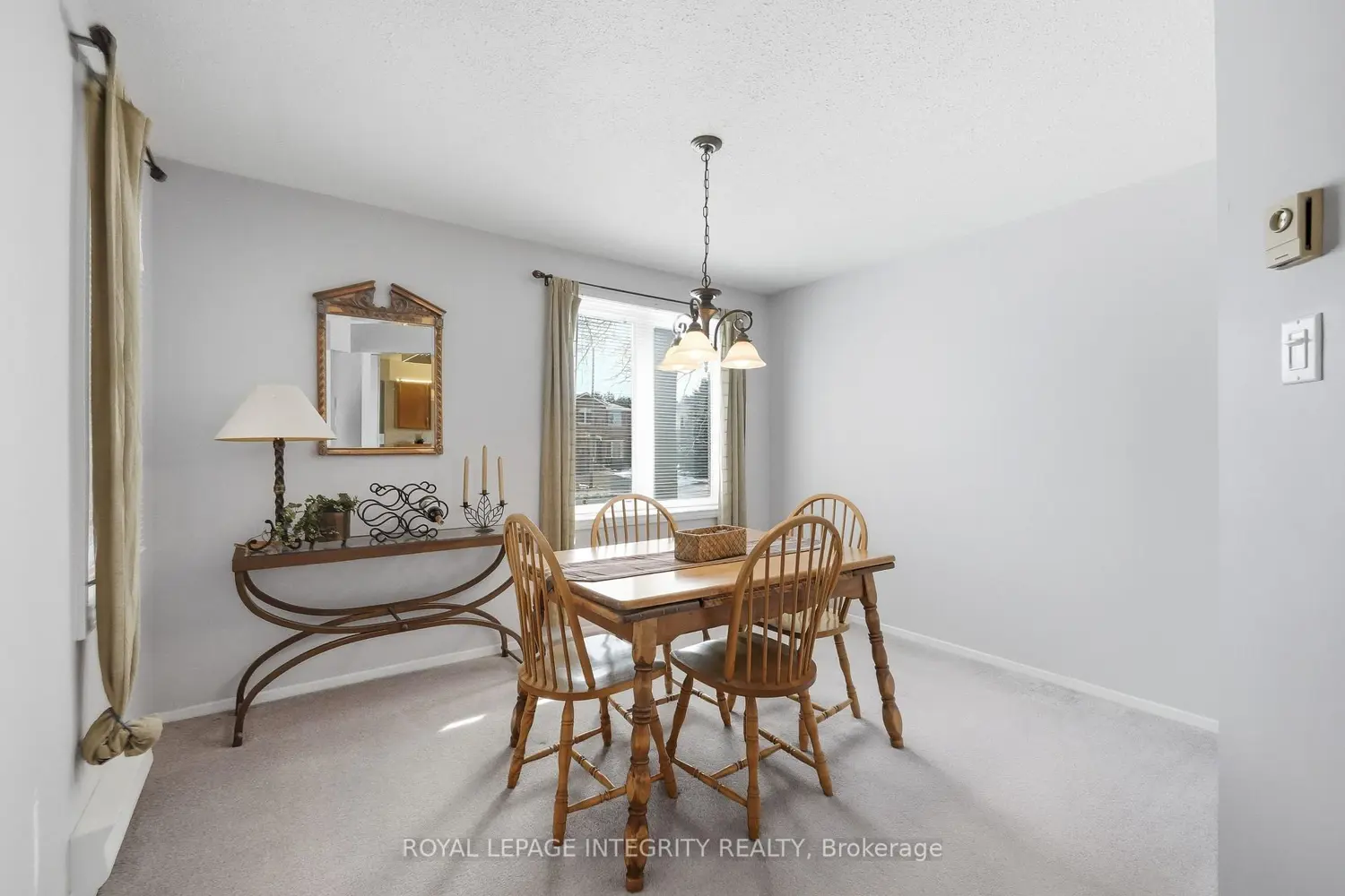 545 Canteval Terrace 110 photo 4