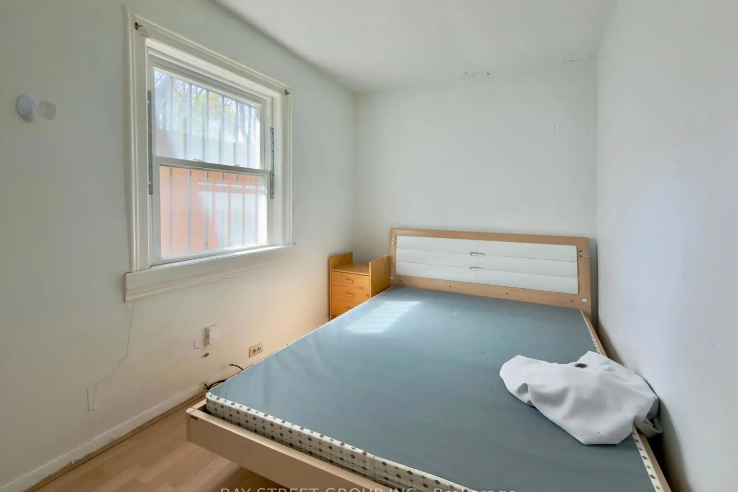 Additional image 6 of 182 Boulton Avenue