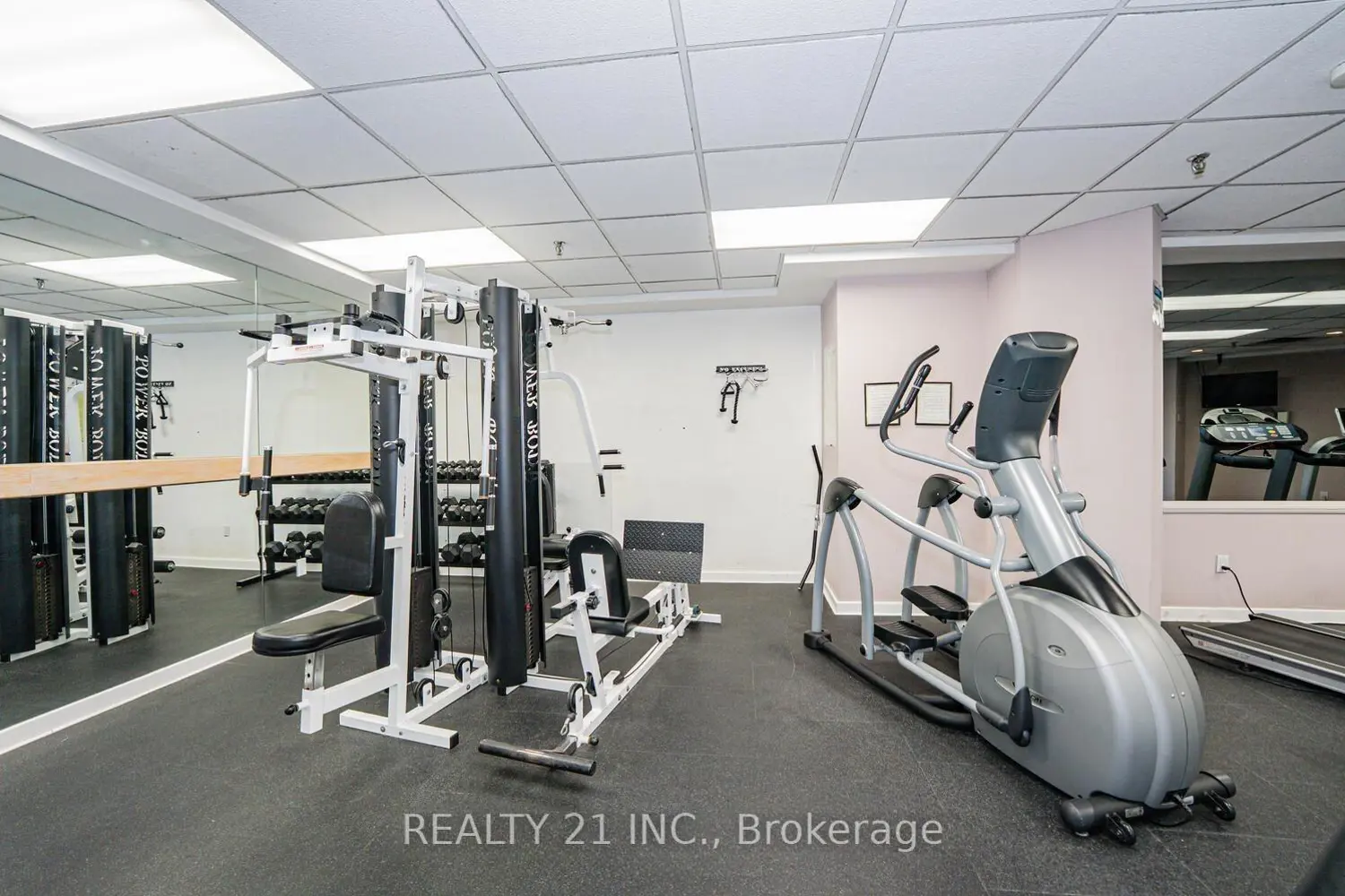 Additional image 17 of 3233 Eglinton Avenue 1107