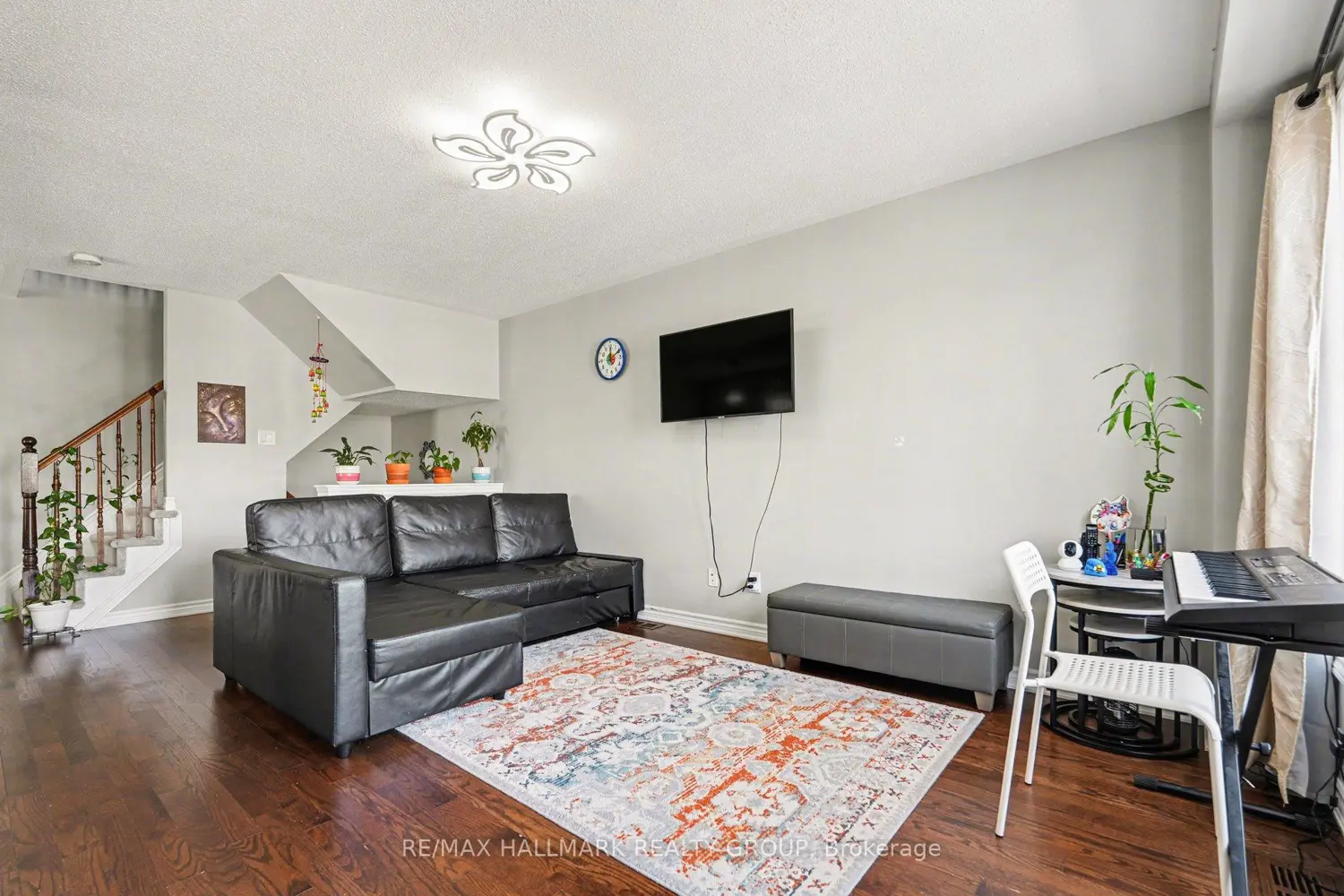 217 Bensinger Way photo 5