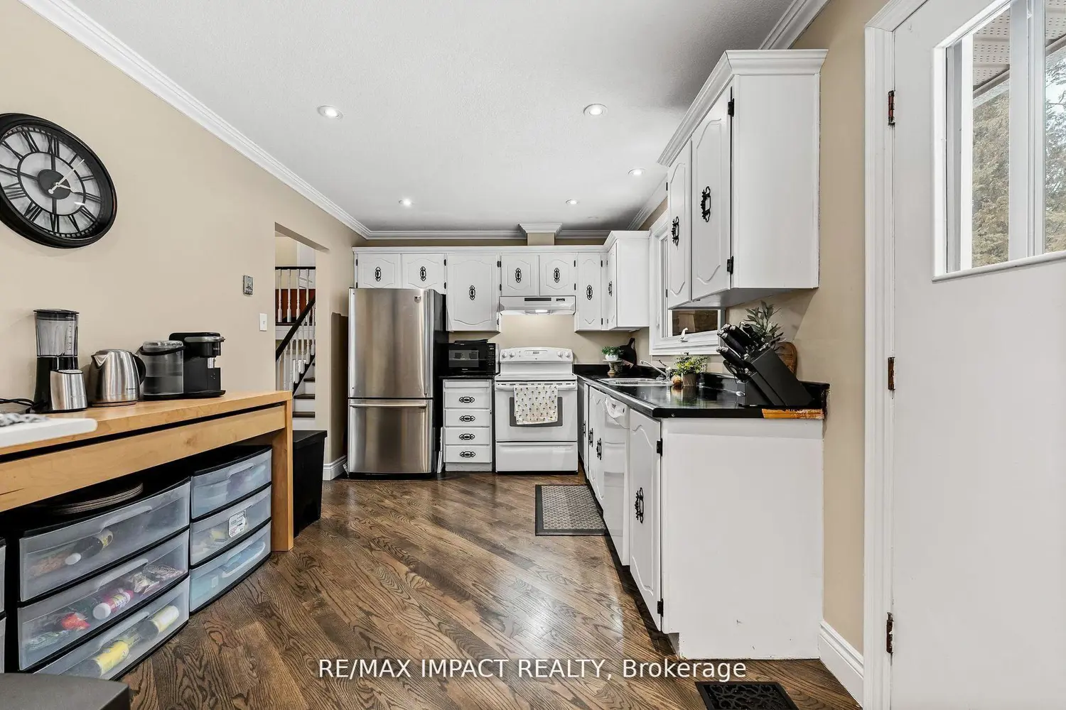 Additional image 6 of 1158 Weller Street