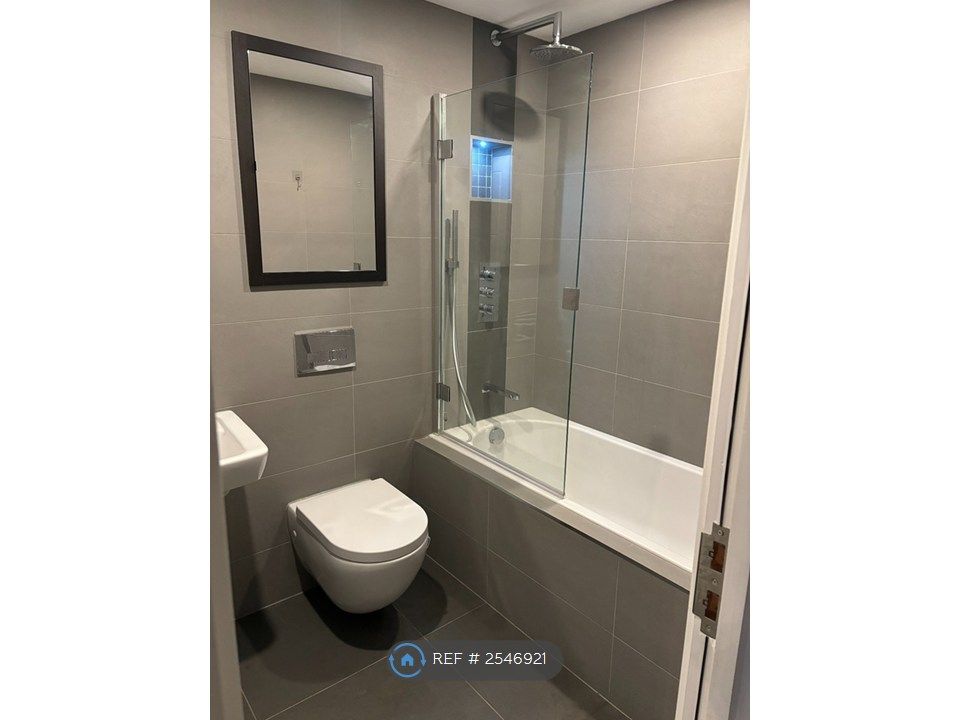 Additional image 7 of 2 bed flat to rentThe Glass House, Hull HU1