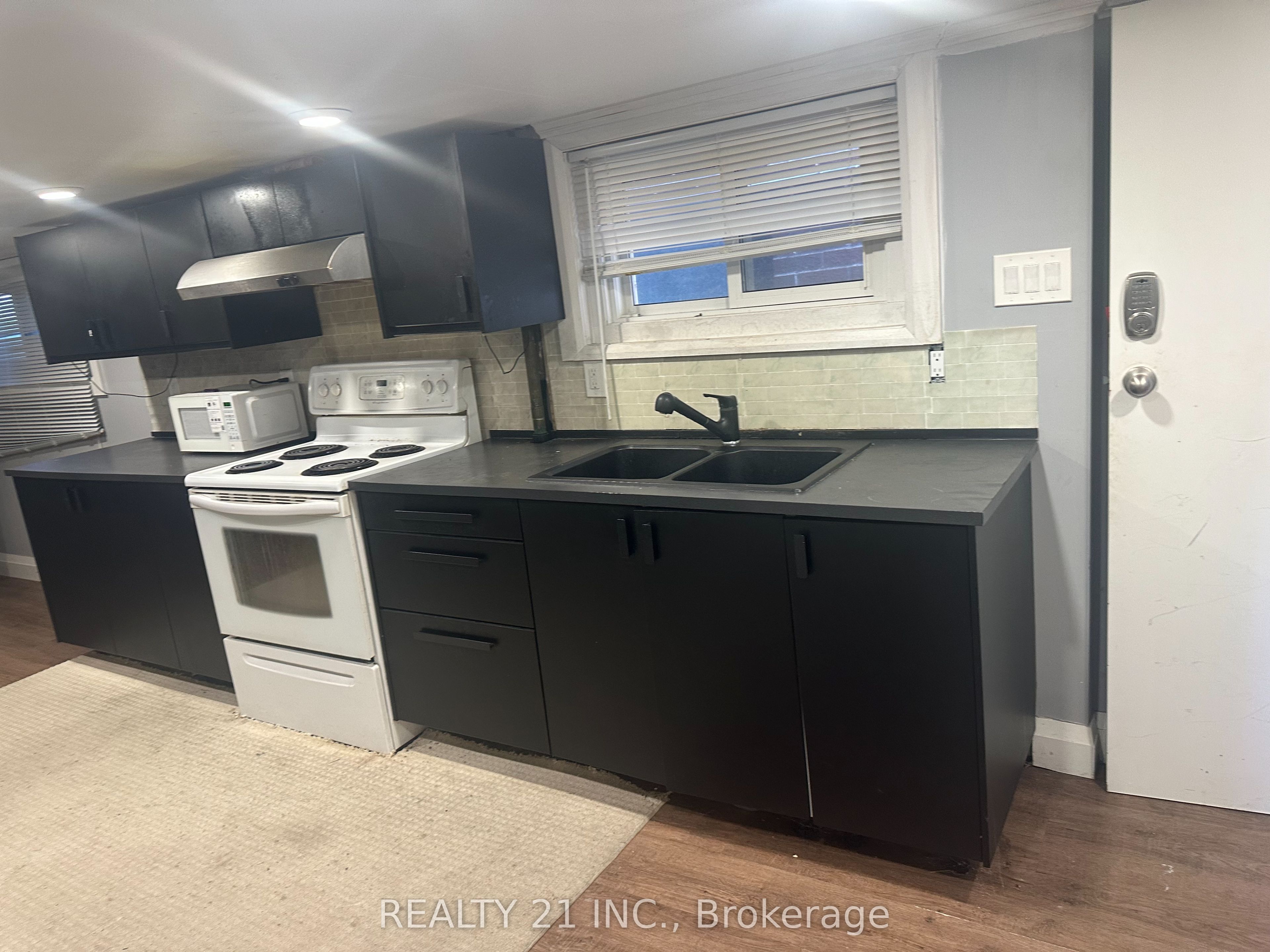 Additional image 2 of Basement-60 Phillip Avenue, Toronto, ON, M1N 3R2