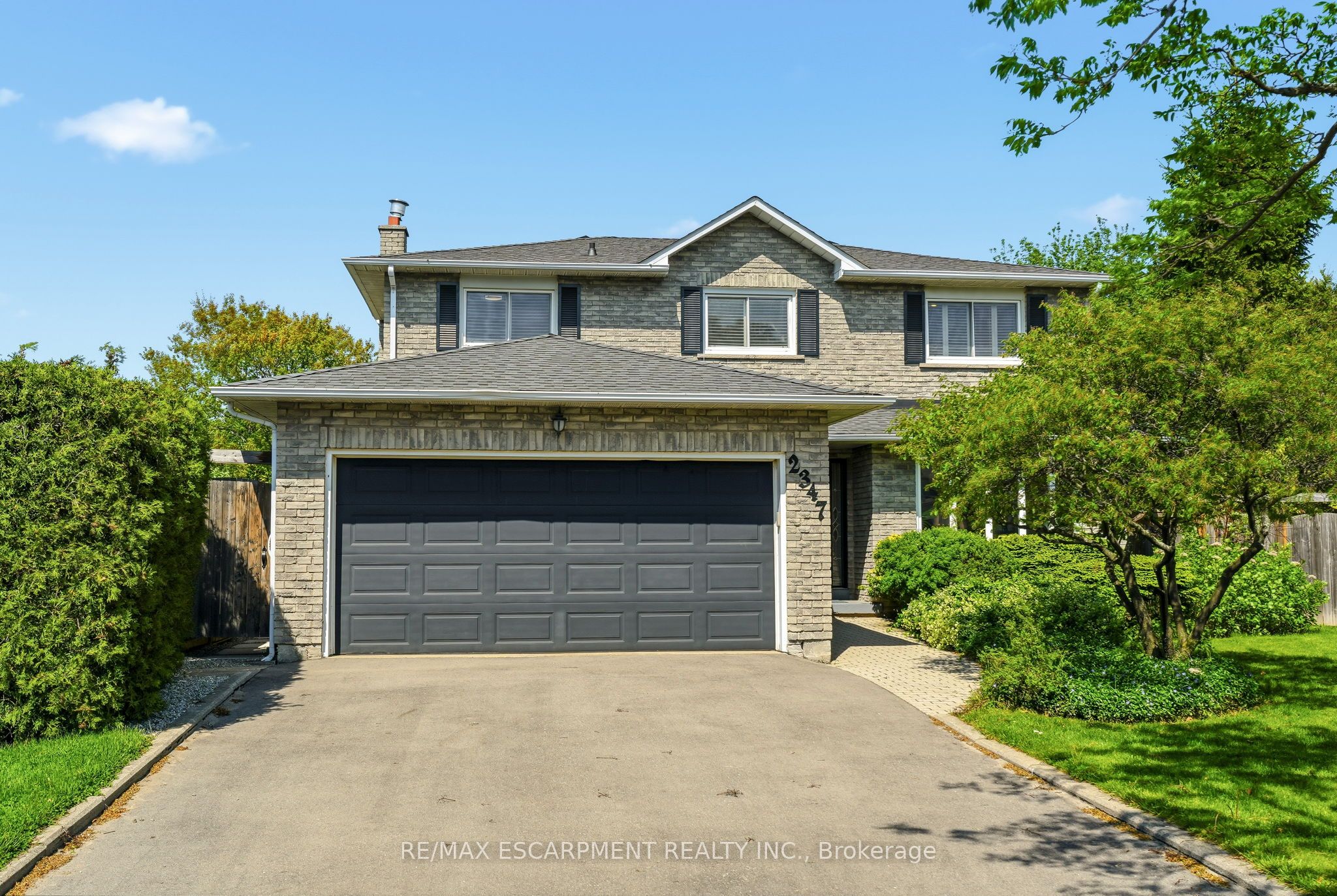 Additional image 2 of 2347 Tweedsmuir Court, Burlington, ON, L7P 4K9