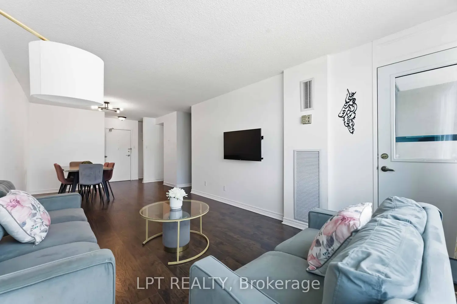 555 Brittany Drive 314 photo 4