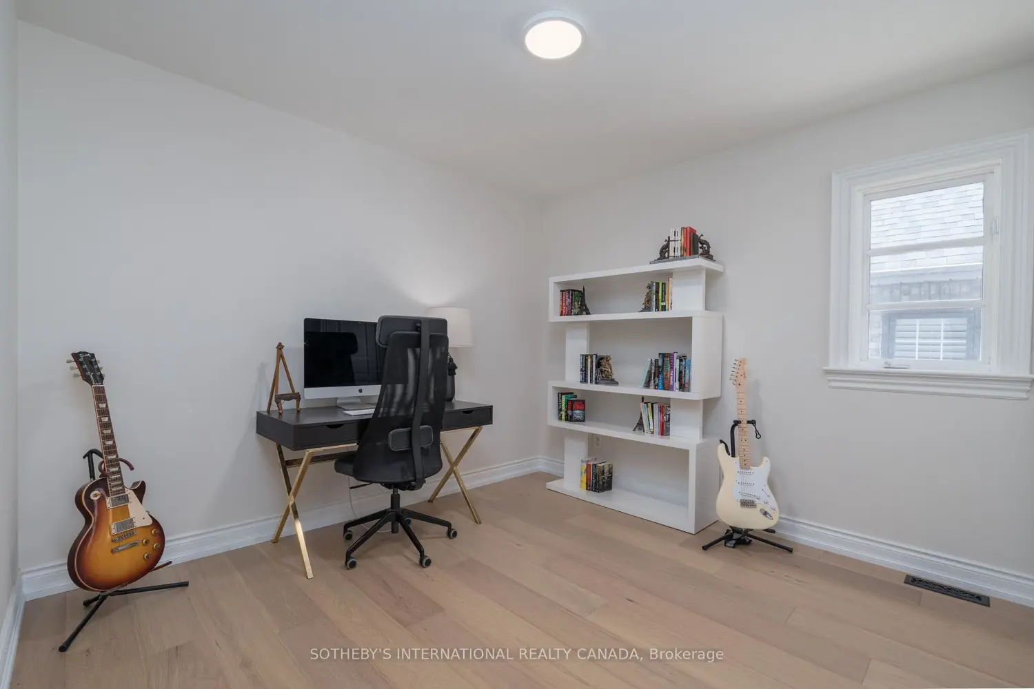 Additional image 12 of 5481 Middleport Crescent