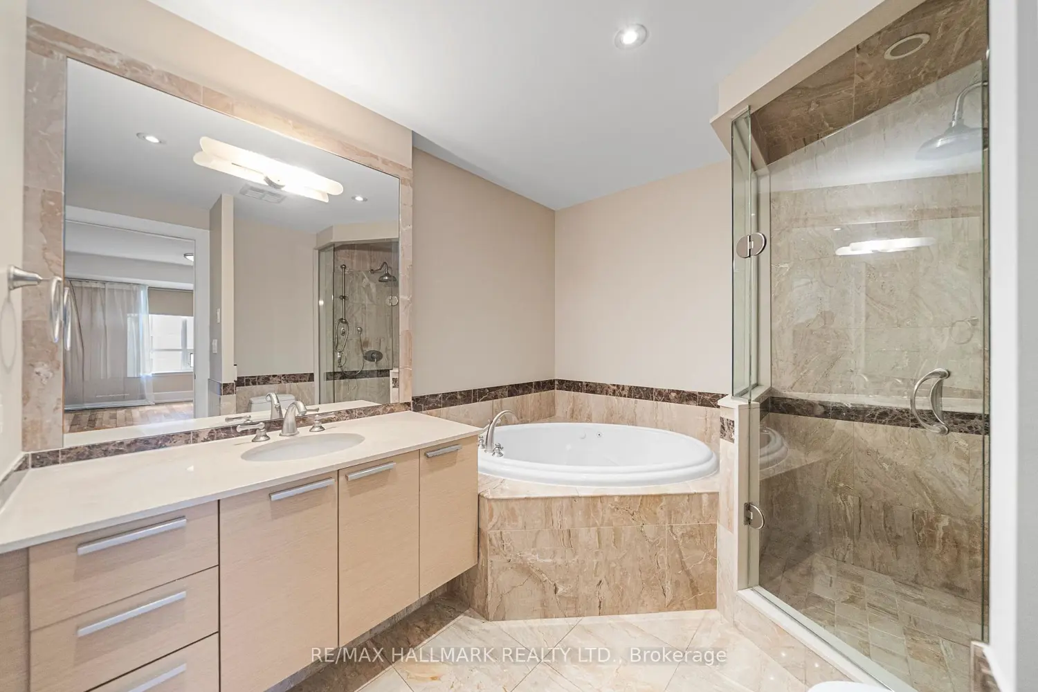 Additional image 9 of 660 Sheppard Avenue 601
