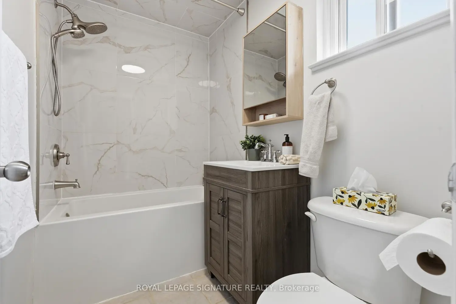 Additional image 7 of 216 Folkstone Crescent