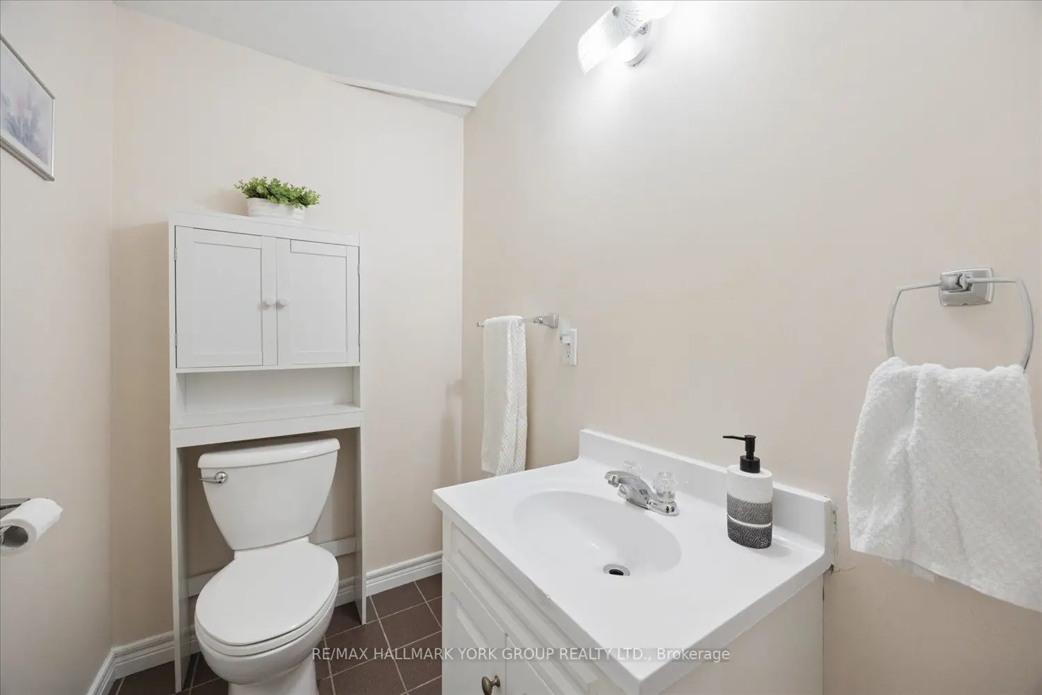 Additional image 12 of 61 Adelaide Street