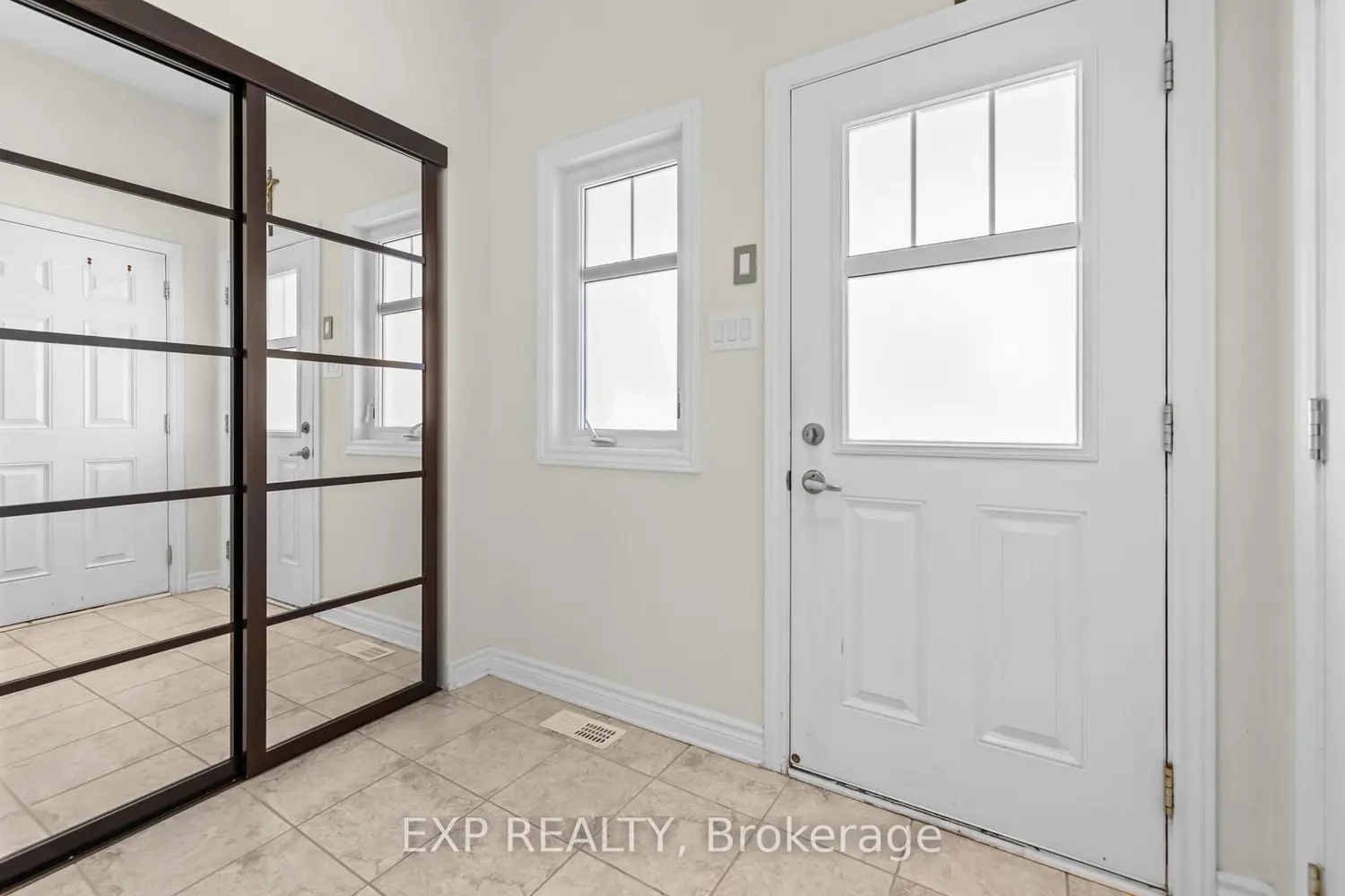 500 Langelier Avenue photo 2
