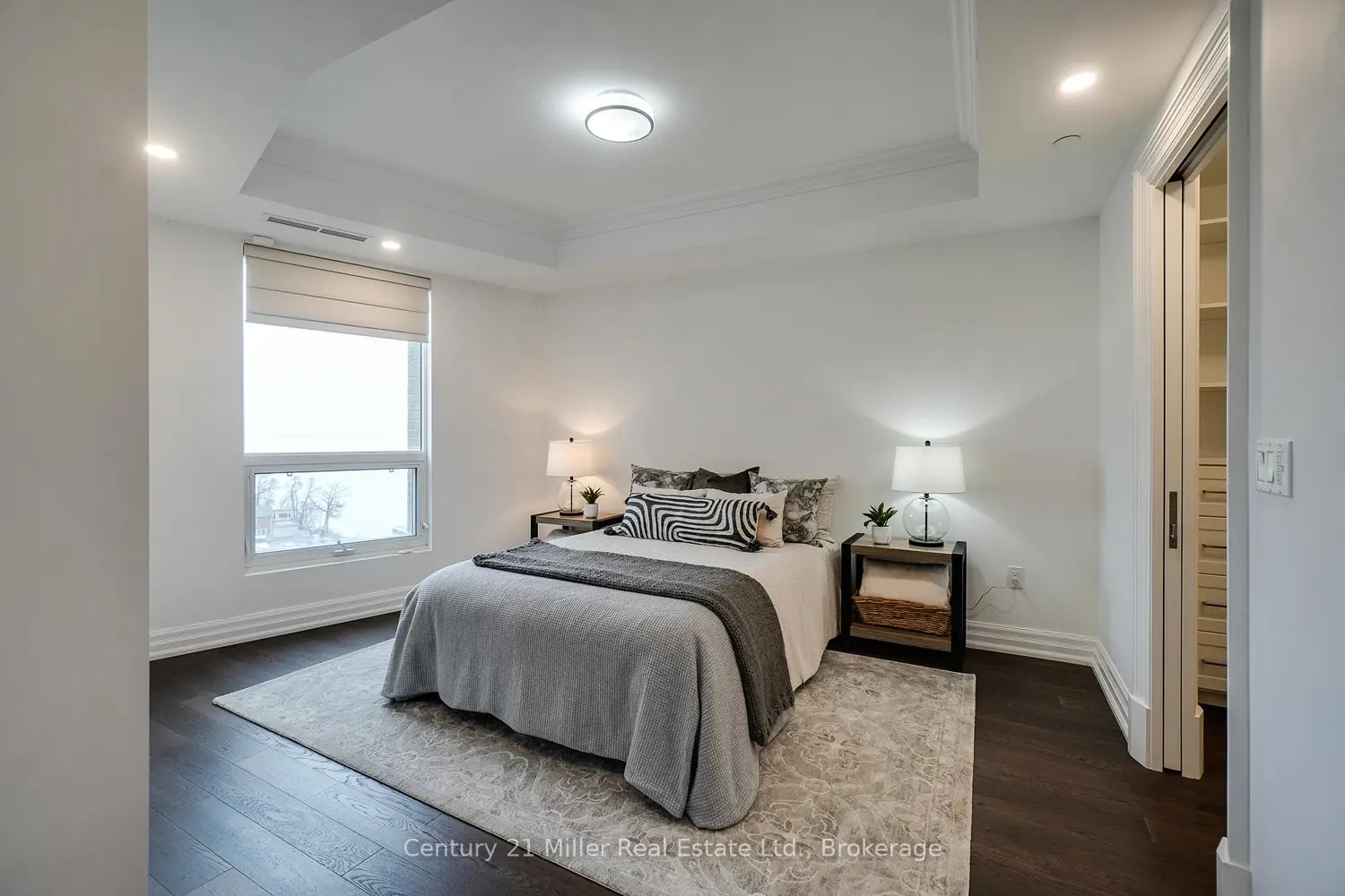 Additional image 9 of 2060 Lakeshore Road 802