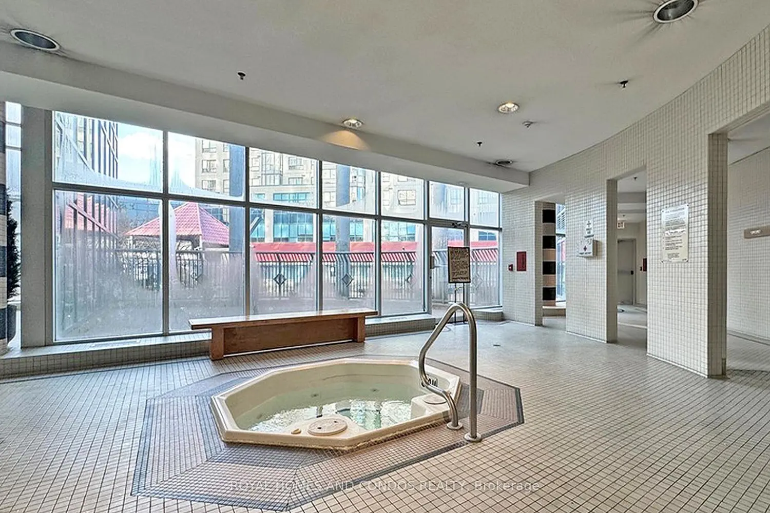 Additional image 16 of 2550 Lawrence Avenue 618